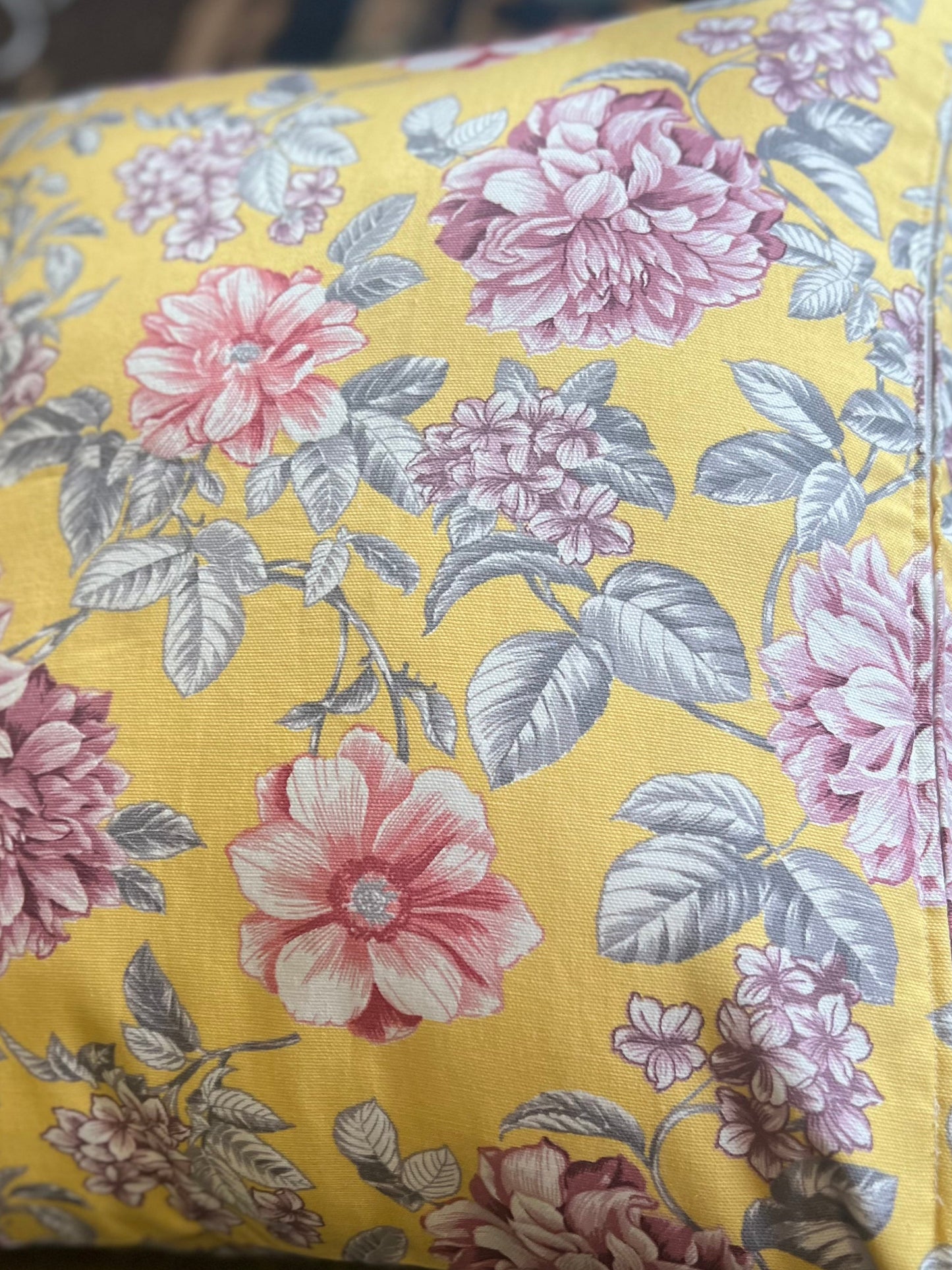 πΈ Golden Bloom Handmade Linen Pillow β 20x20