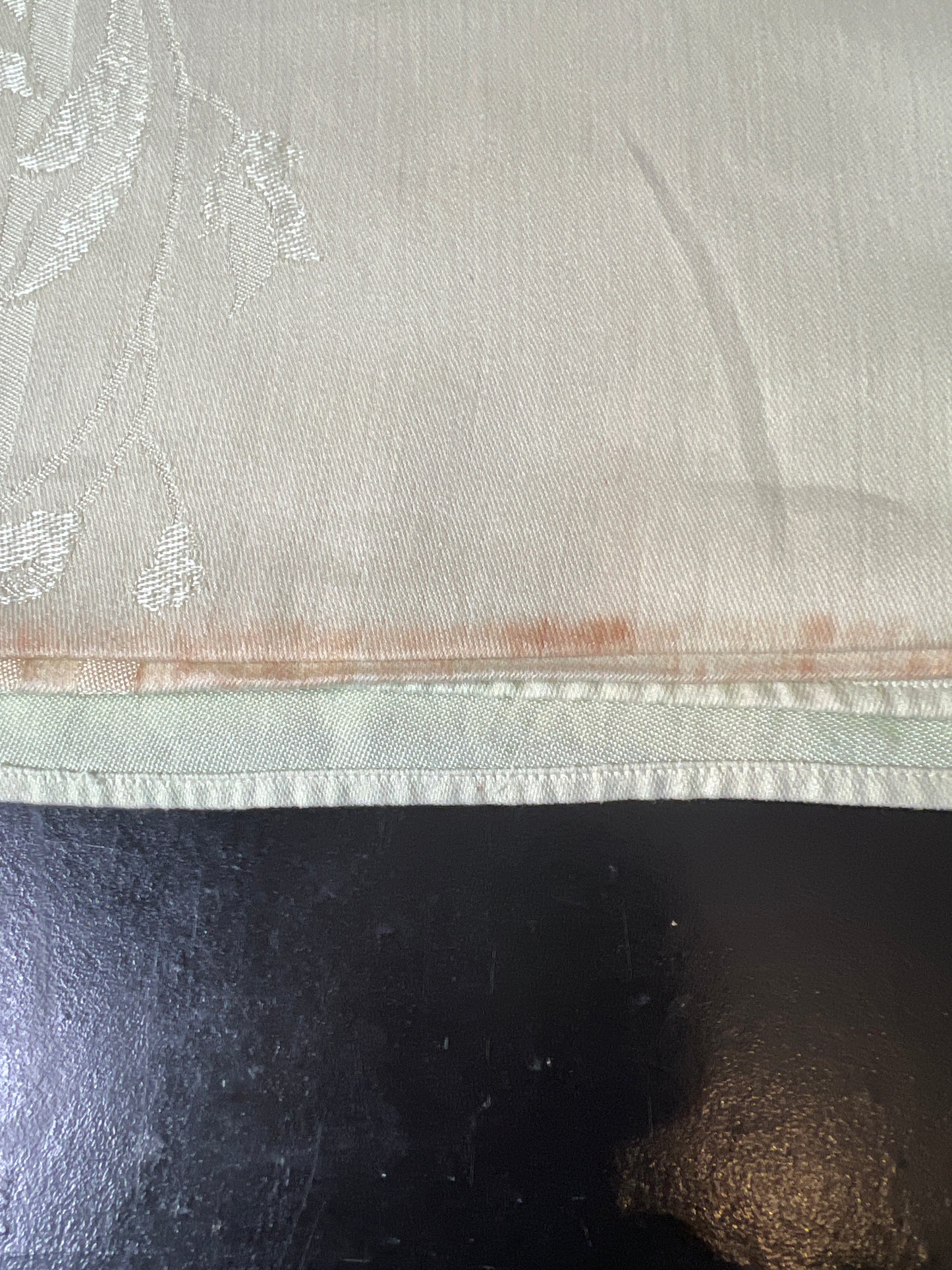 🌸 Vintage Dining Room Tablecloth – Floral & Leaf Design, 104" x 84"