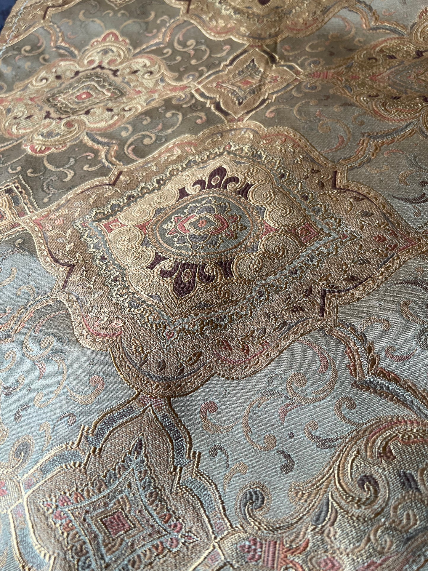 πΏ Elegant Handmade Table Runner π§΅ Lined with Decorative Stitching & Tassels β¨