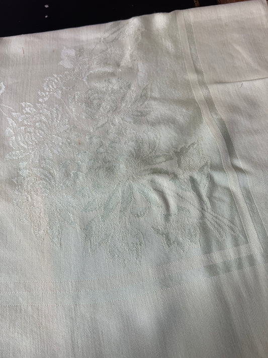 🌸 Vintage Dining Room Tablecloth – Floral & Leaf Design, 104" x 84"